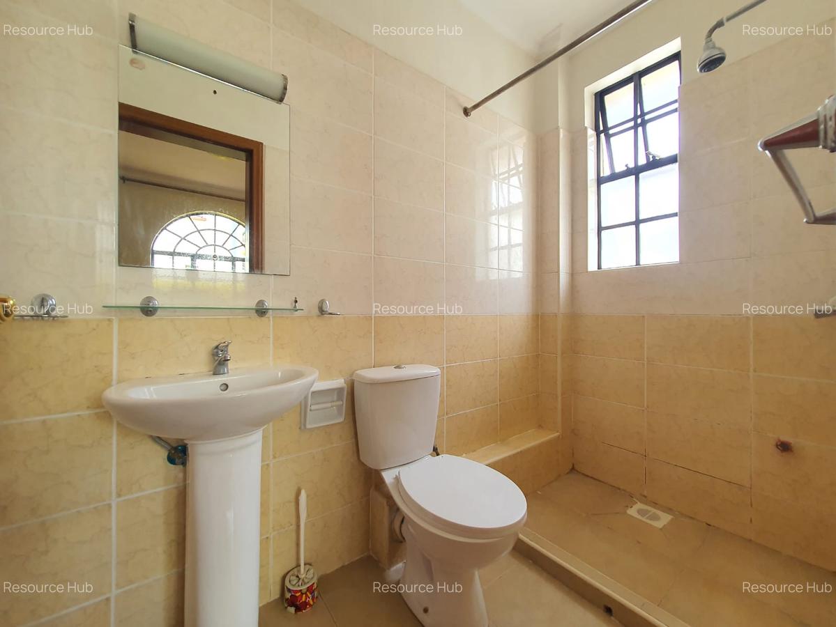 4 Bed Townhouse with En Suite at Loresho - 19