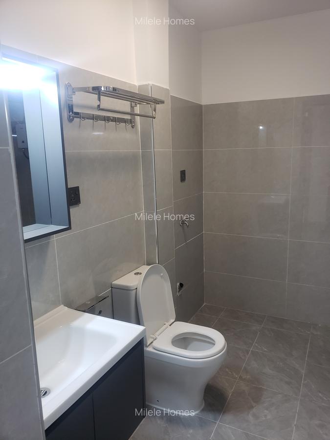 Serviced 1 Bed Apartment with En Suite at Kindaruma Road - 7