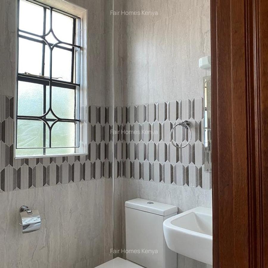 4 Bed Townhouse with En Suite at Lavington Manyani - 14