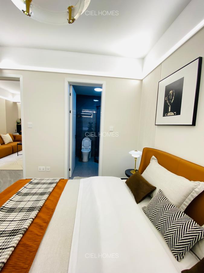 2 Bed Apartment with Swimming Pool at Wood Avenue - 17