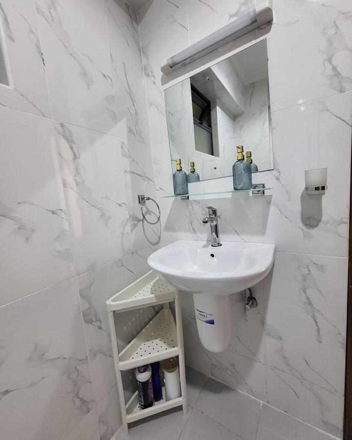 Serviced 1 Bed Apartment with En Suite at Westlands - 12