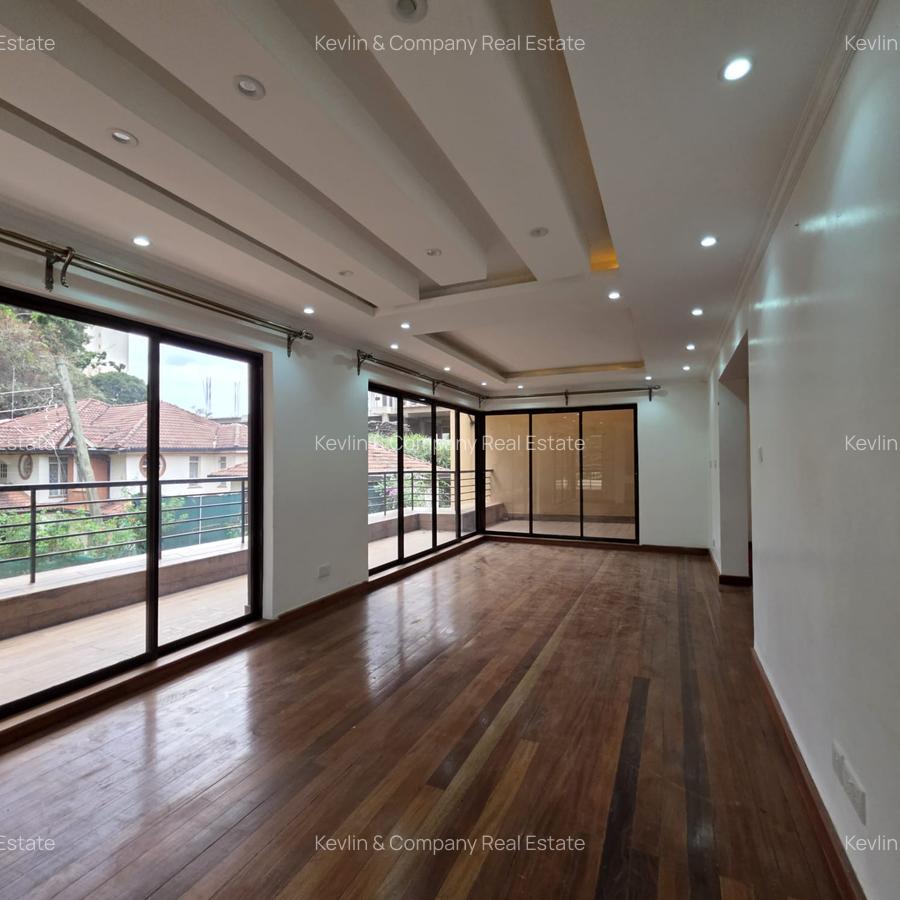 4 Bed Townhouse with En Suite in Lavington - 13