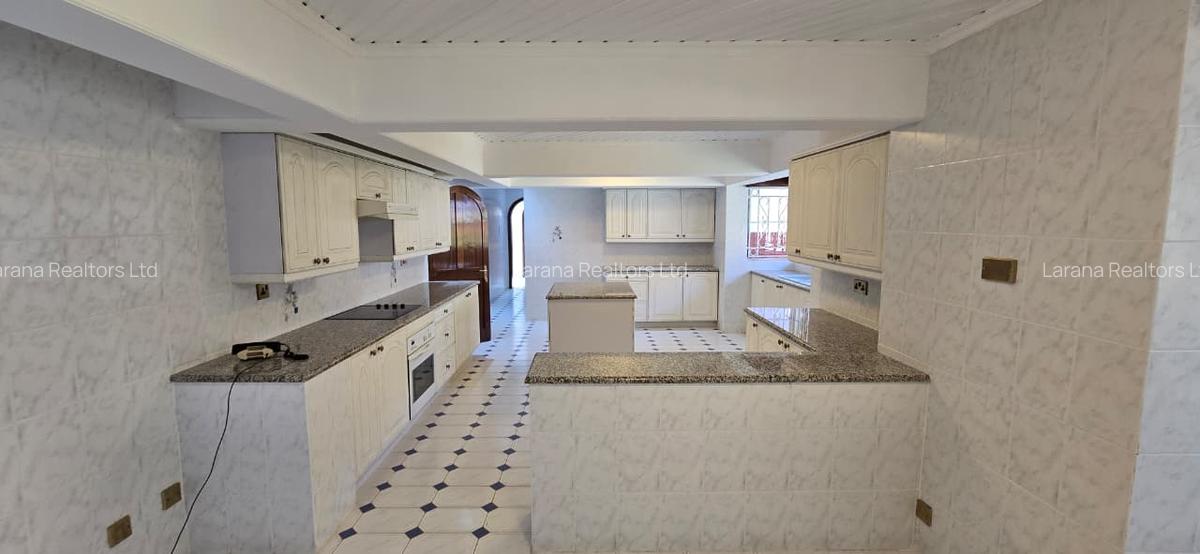 4 Bed House with En Suite at Muthangari Dr - 7