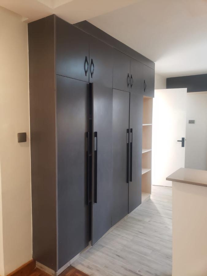 3 Bed Apartment with En Suite at 5Th Avenue - 3