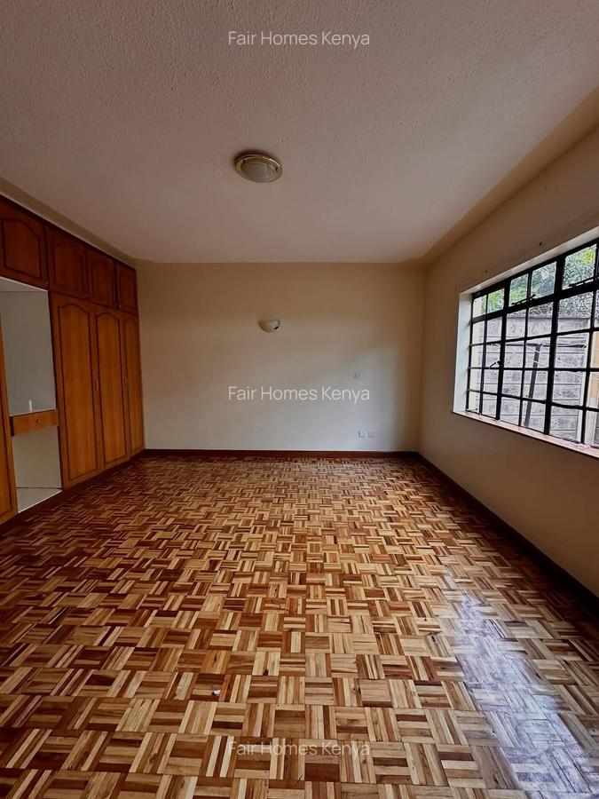 4 Bed Townhouse with En Suite at Amboseli Road - 9