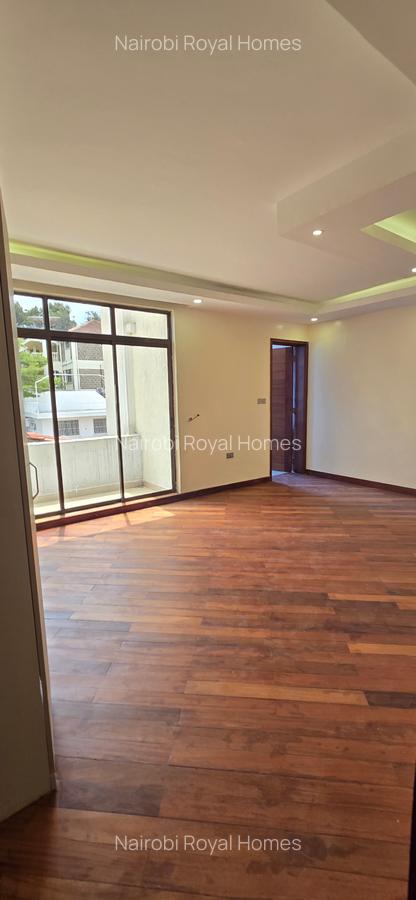5 Bed Townhouse with En Suite at Lavington Road - 16
