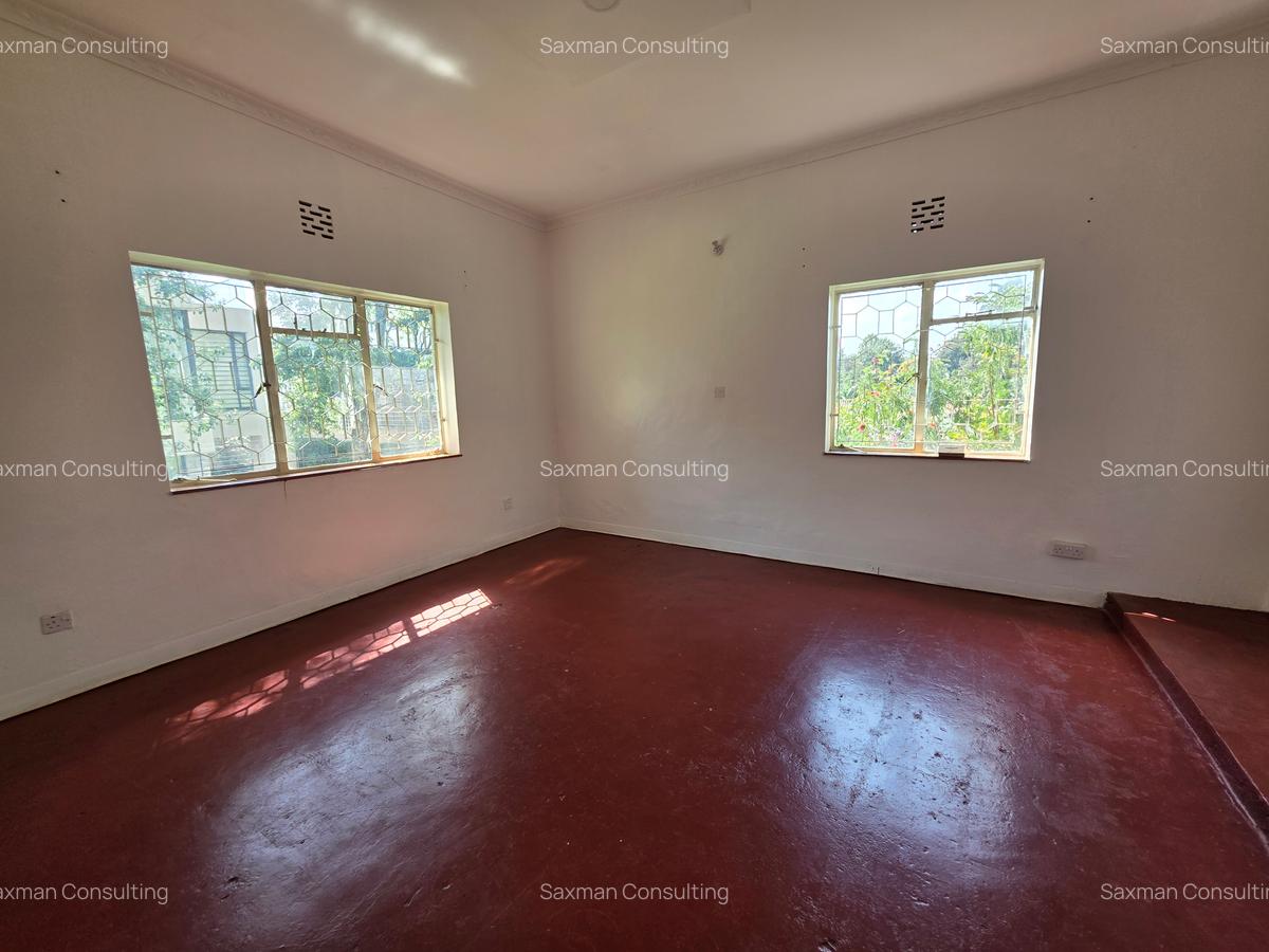 Commercial Property with Service Charge Included in Lavington - 4