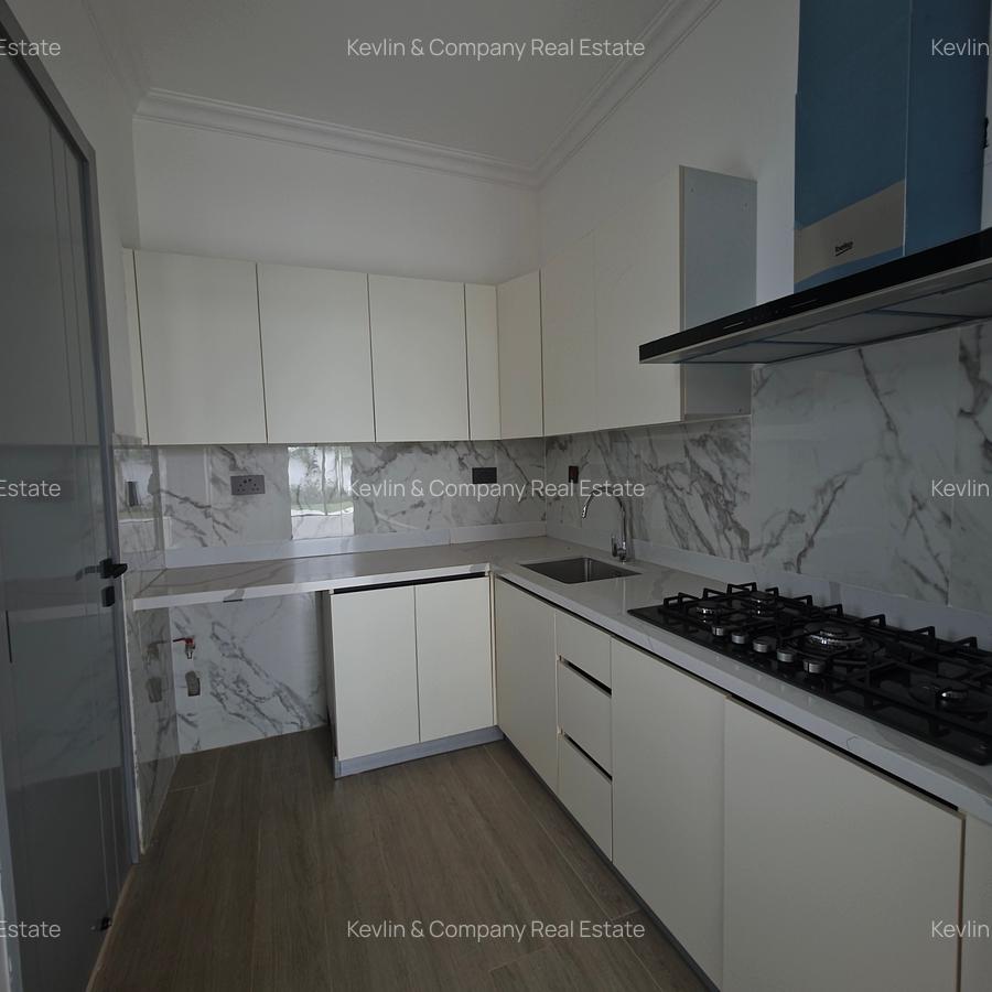5 Bed Townhouse with En Suite in Lavington - 7
