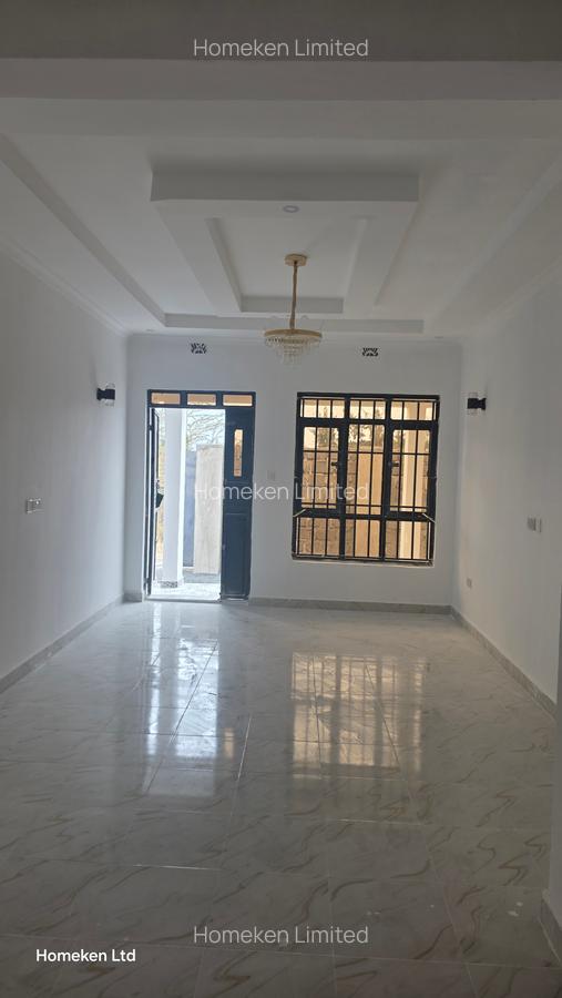 3 Bed House with En Suite at Utumish Court 1 - 5