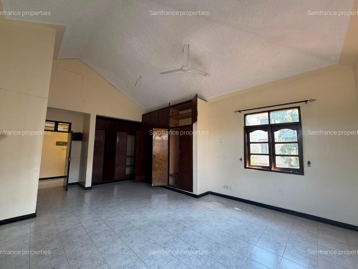 4 Bed Villa with En Suite at Custom Nyali - 11