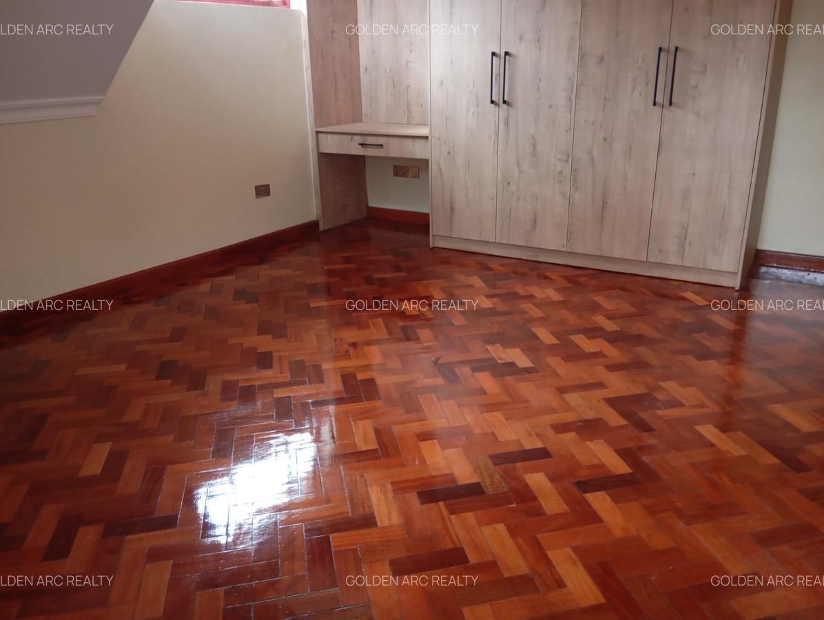 4 Bed Townhouse with En Suite in Karen - 13
