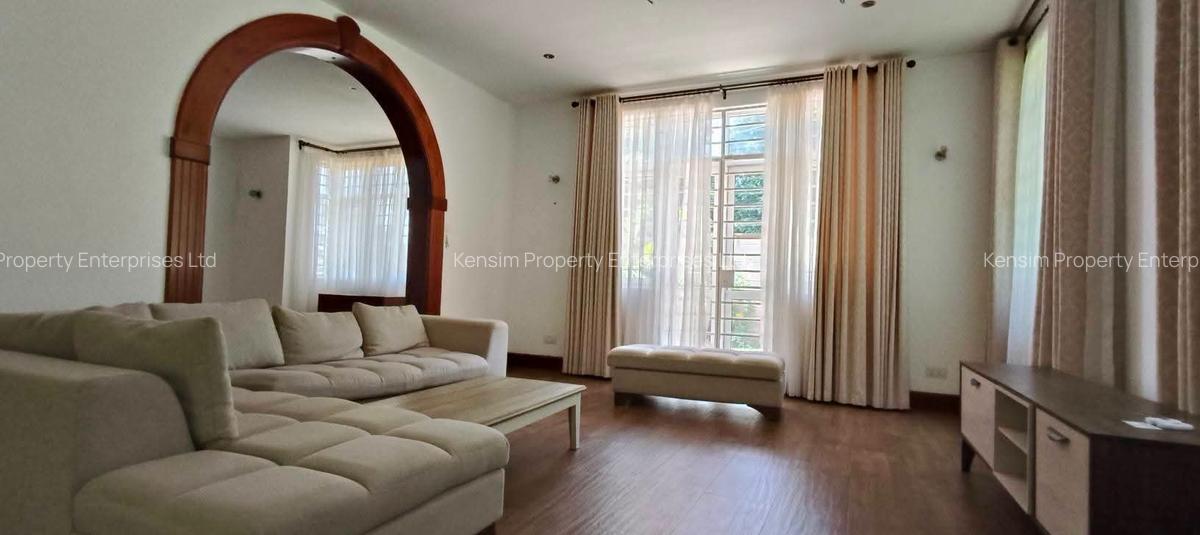 5 Bed Townhouse with En Suite in Rosslyn - 6