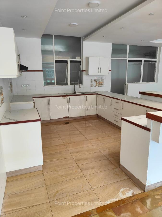 3 Bed Apartment with En Suite in Karen - 6