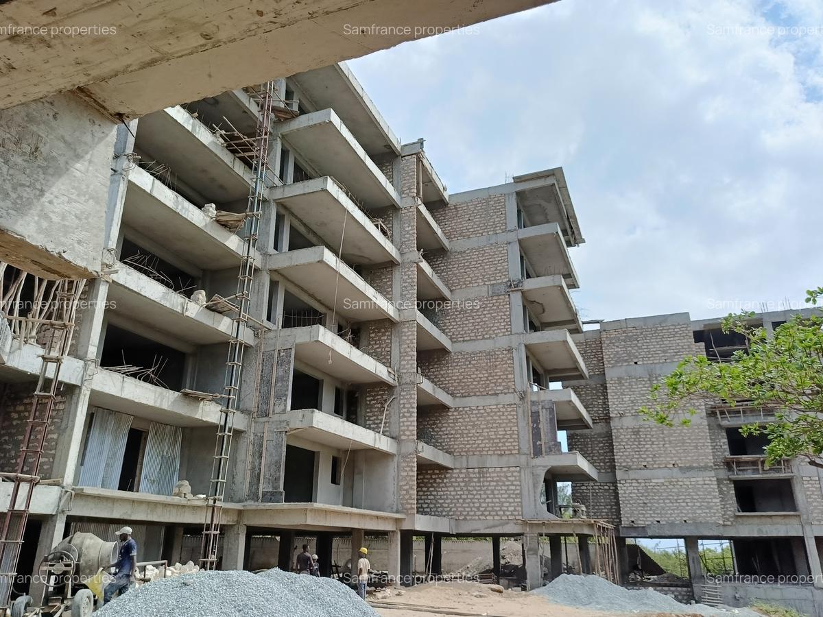 3 Bed Apartment with En Suite at Mount Kenya Road - 2