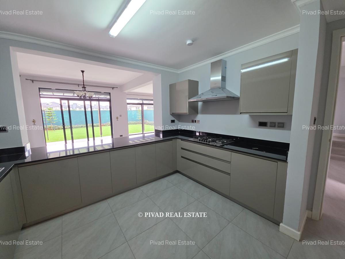 4 Bed Townhouse with Swimming Pool in Runda - 4