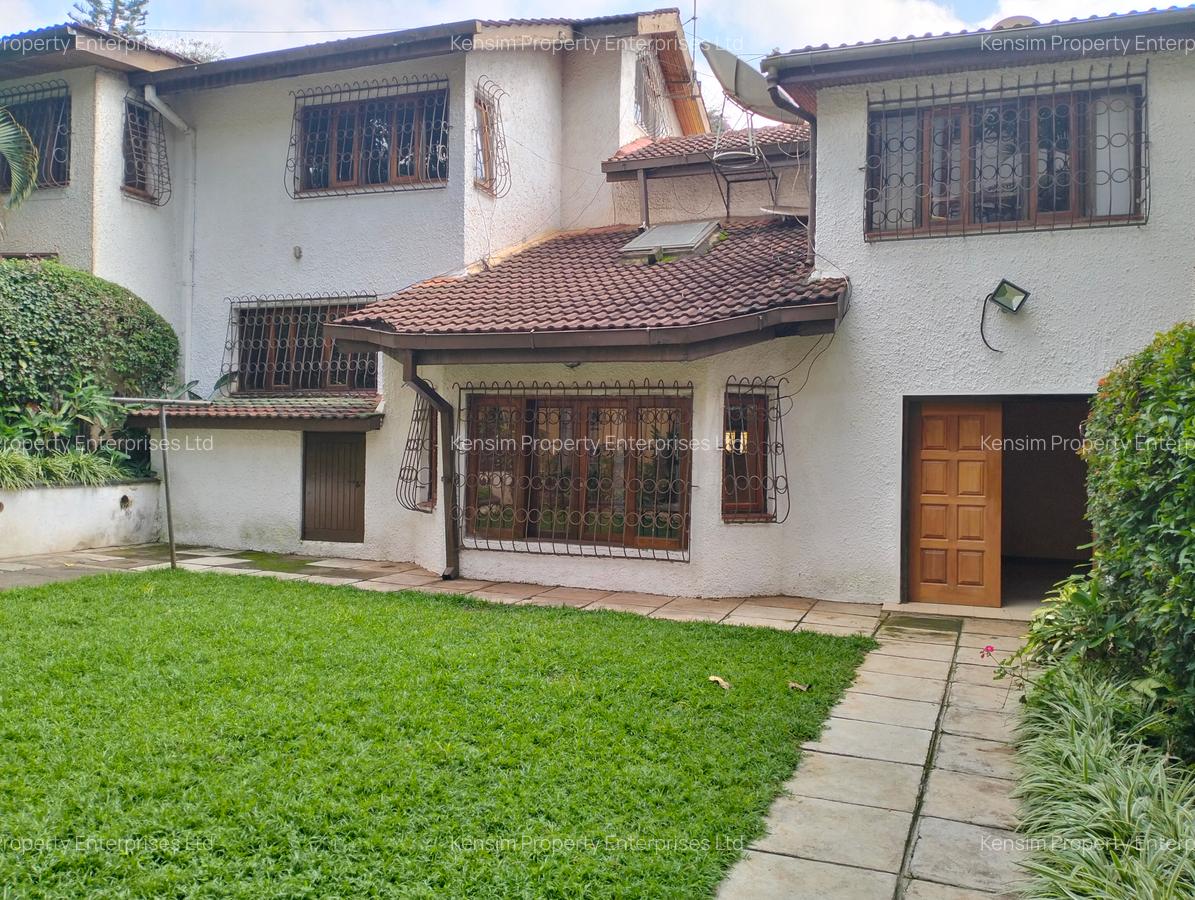 4 Bed Townhouse with En Suite in Kilimani - 5