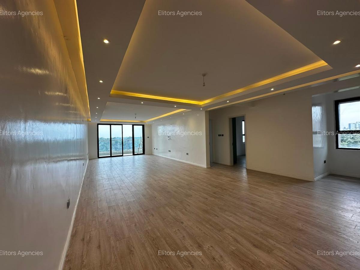 4 Bed Apartment with En Suite at 6Th Parklands Avenue - 3