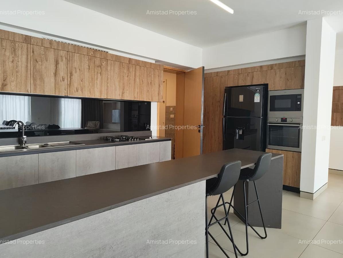 Furnished 3 Bed Apartment with En Suite in Kilimani - 6