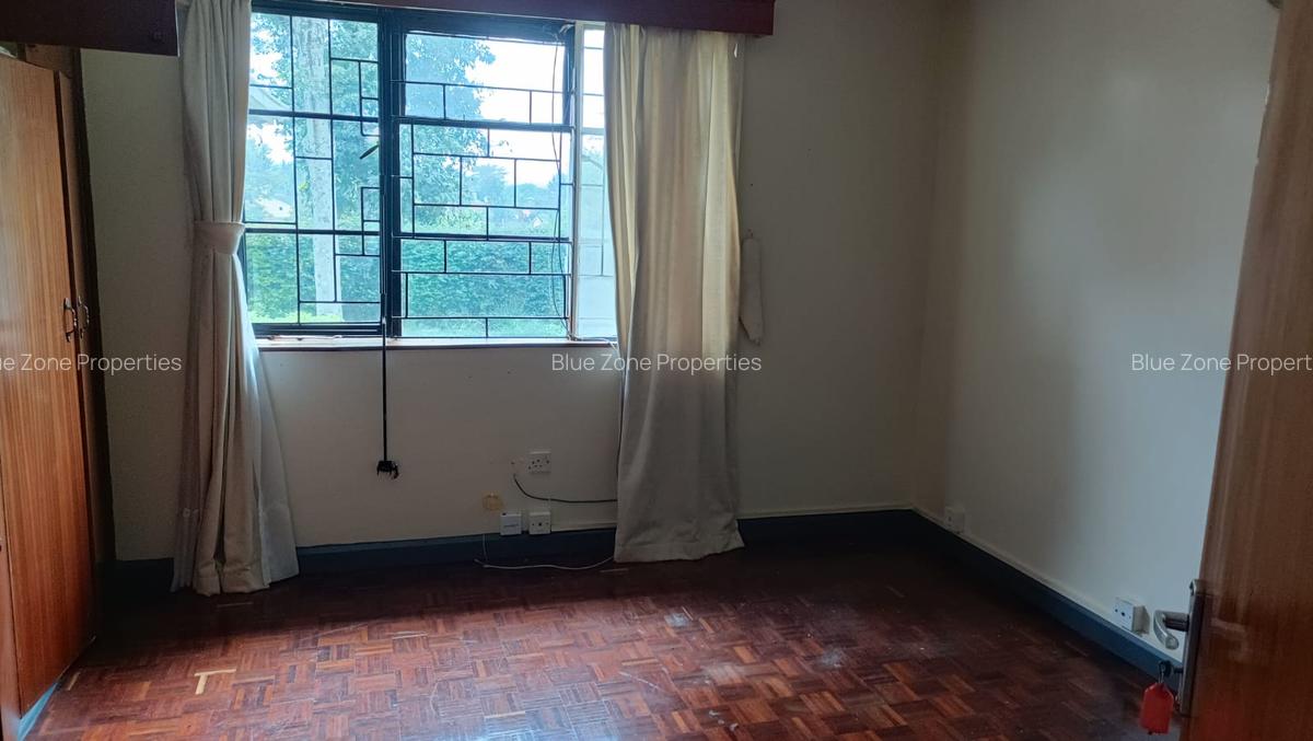 5 Bed House with En Suite at Off Runda Grove - 16