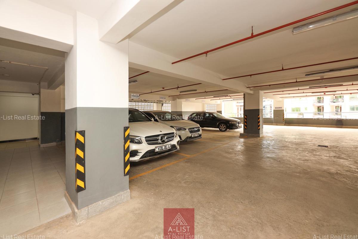 1,938 ft² Commercial Property with Service Charge Included at Marcus Garvey Road - 14