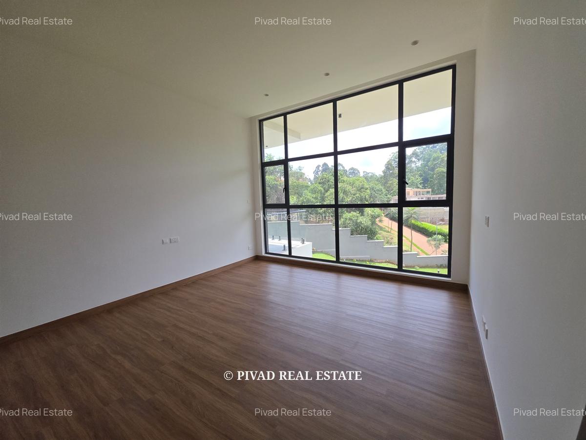5 Bed House with Garden in Nyari - 9