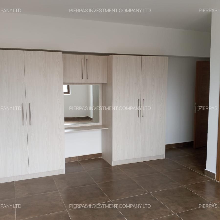 3 Bed Apartment with En Suite in Westlands Area - 2