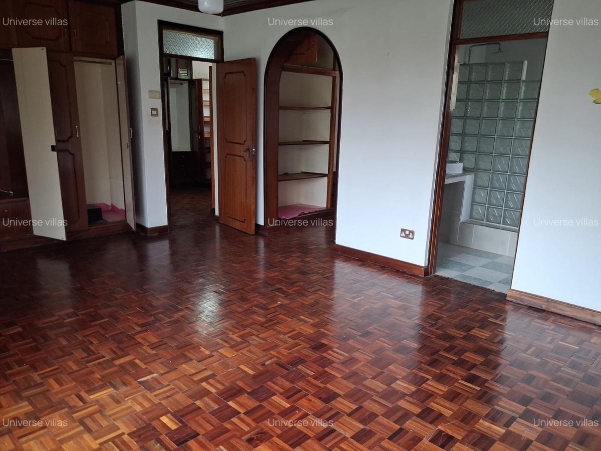 5 Bed Townhouse with En Suite at Karen - 9