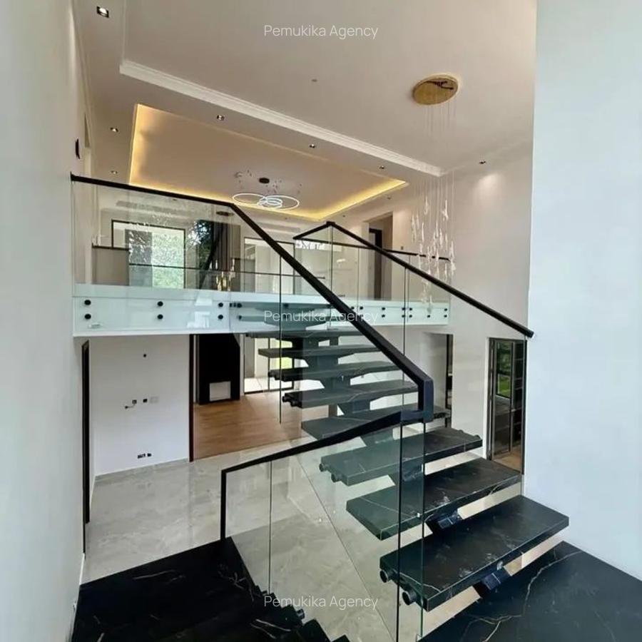 5 Bed Townhouse with En Suite in Karen - 7