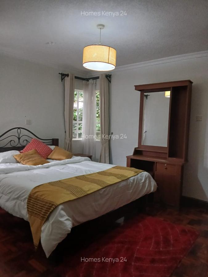 2 Bed House in Rosslyn - 12