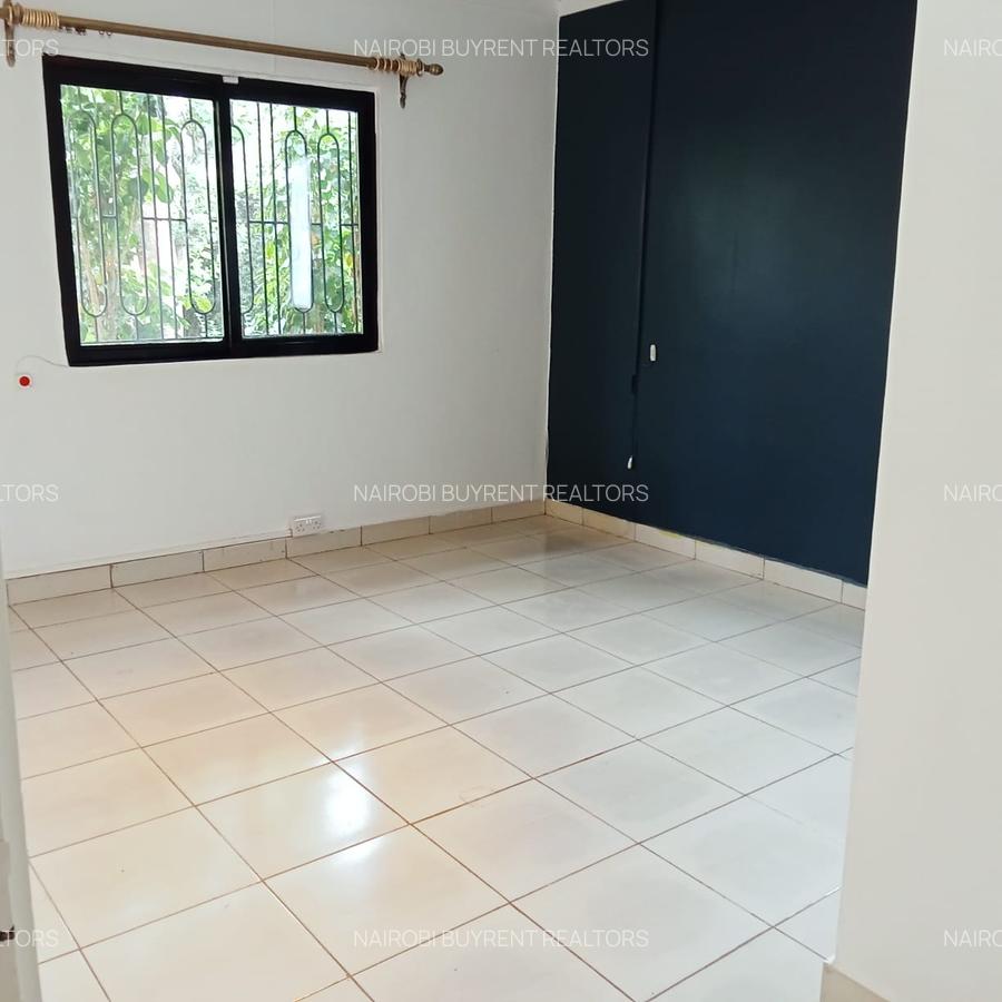 3 Bed House with En Suite in Loresho - 8