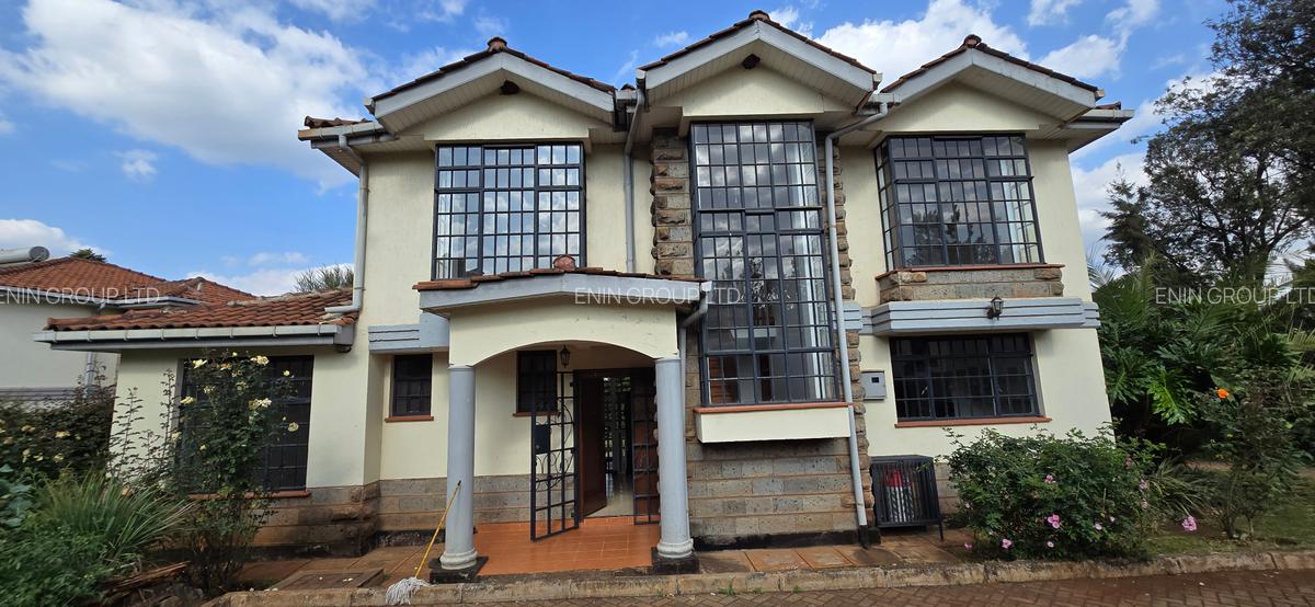 4 Bed Townhouse with En Suite at Rosslyn Garden - 20
