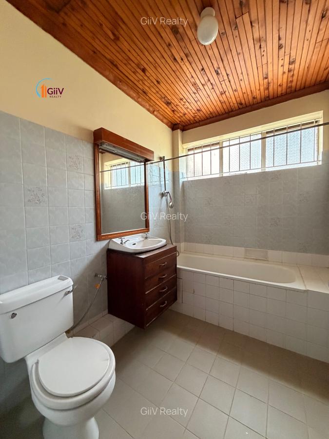4 Bed Townhouse with Staff Quarters in Spring Valley - 10
