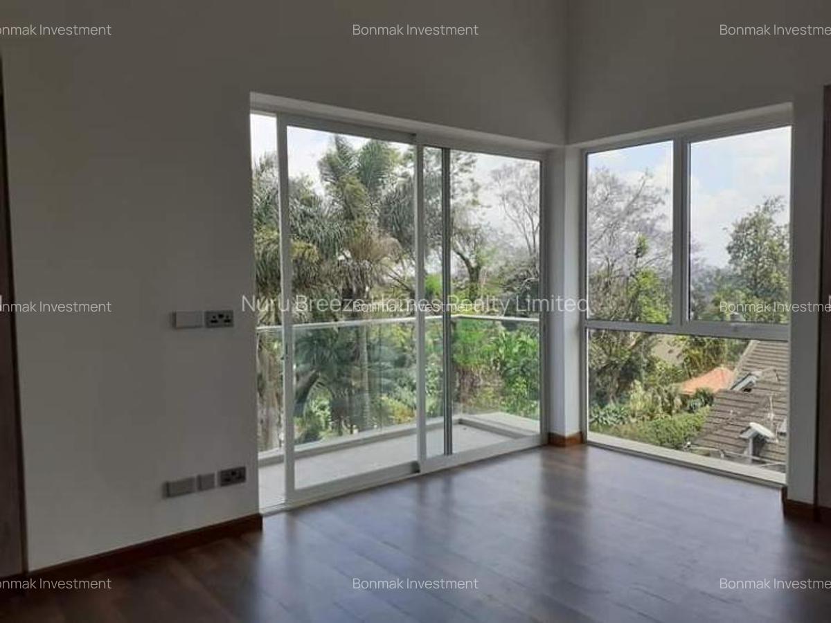4 Bed Townhouse with En Suite at Karbaserian Avenue - 11