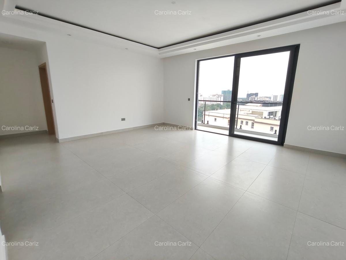 3 Bed Apartment with En Suite at Brookside Drive - 3