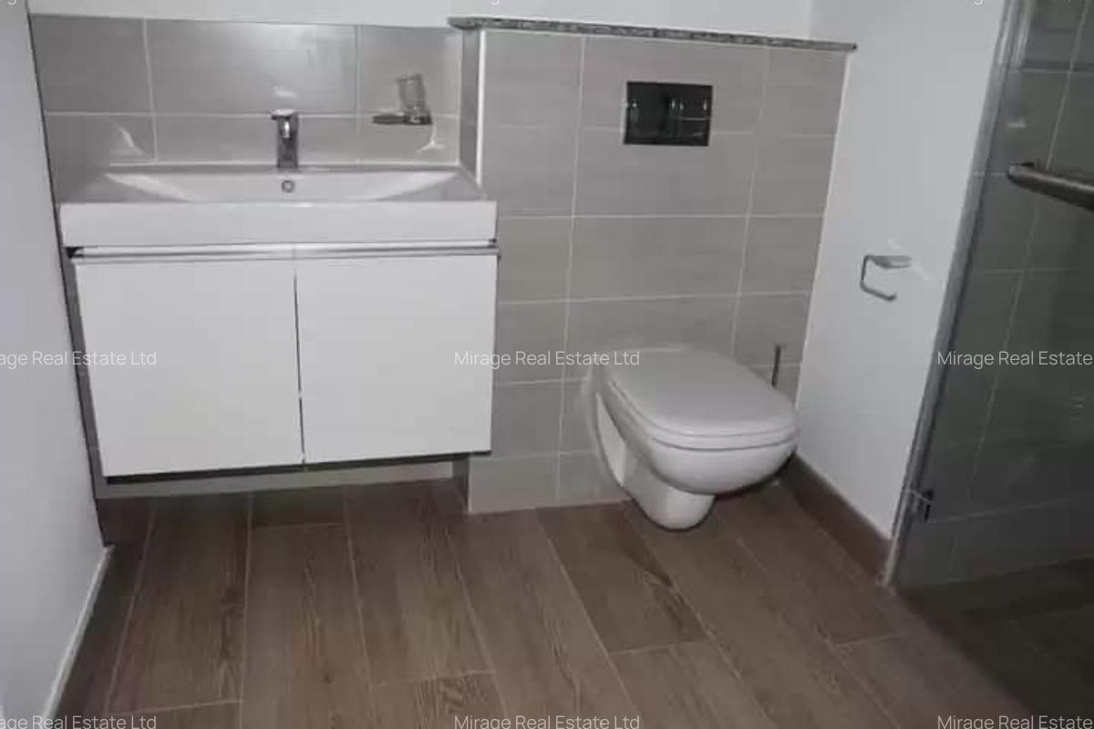 2 Bed Apartment with En Suite in Westlands Area - 12