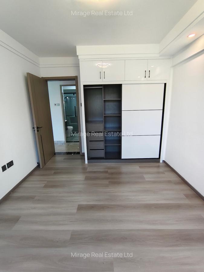 1 Bed Apartment with Staff Quarters in Kilimani - 4