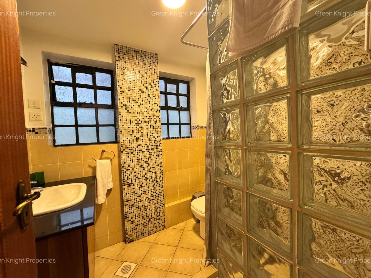 Serviced 2 Bed Apartment with En Suite in Lavington - 5