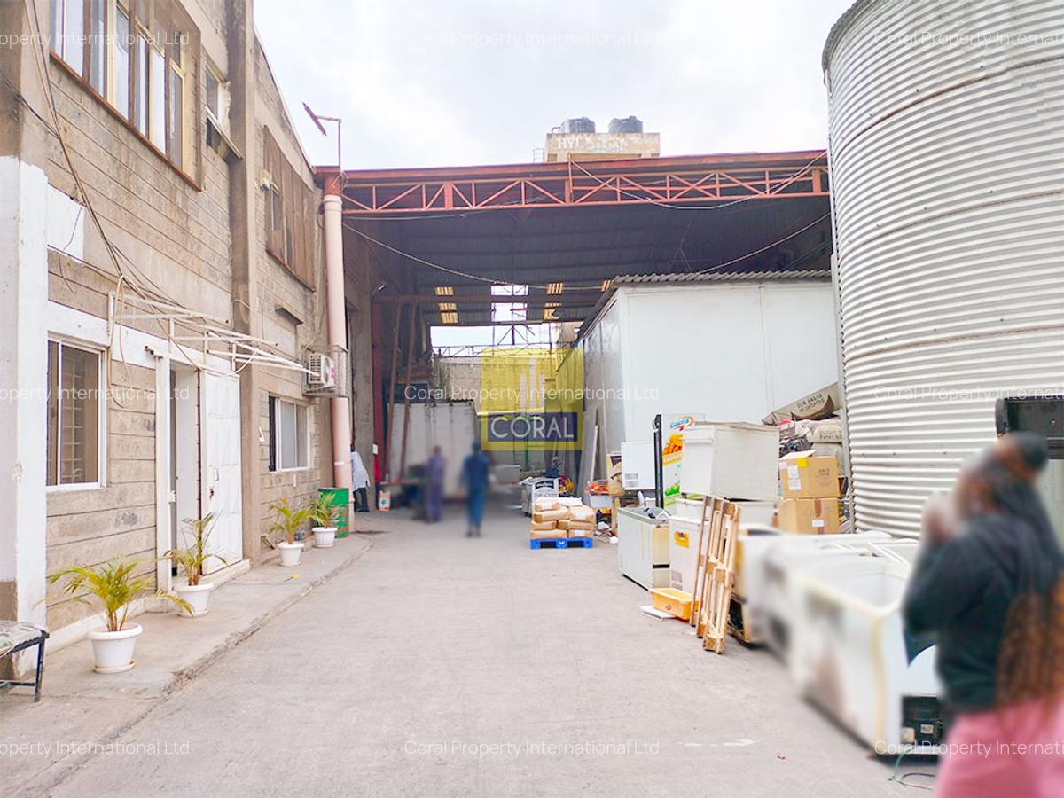 Warehouse in Industrial Area - 9