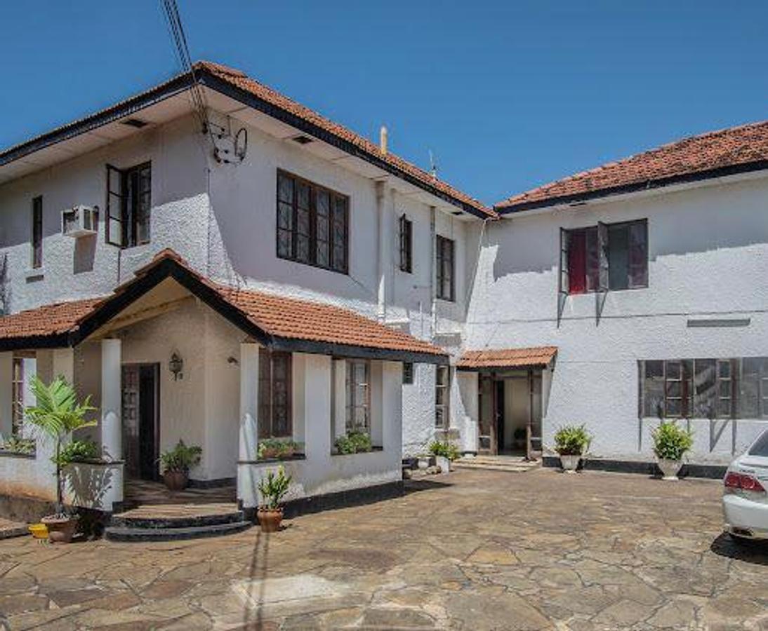 4 Bed House with En Suite in Nyali Area - 3