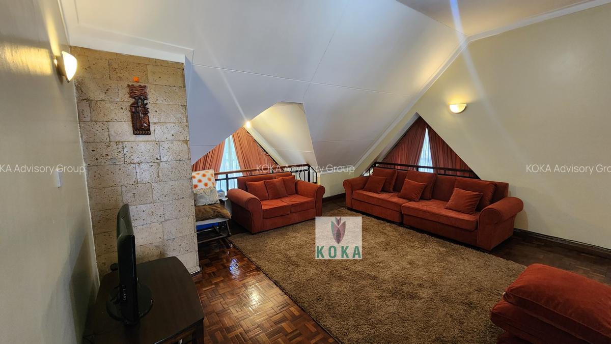 5 Bed Townhouse with En Suite in Lavington - 12