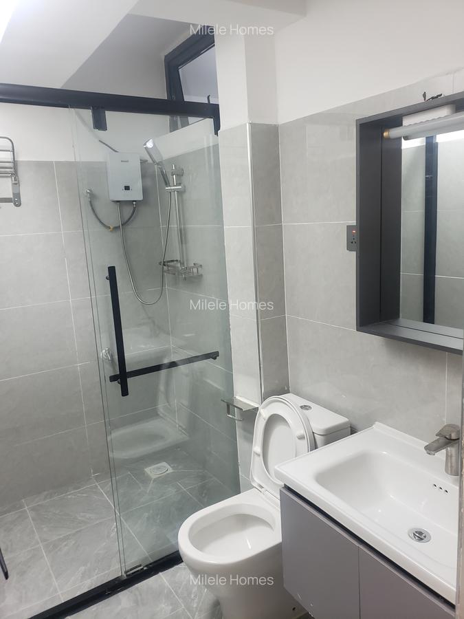 Serviced 1 Bed Apartment with Gym at Kindaruma Road - 13