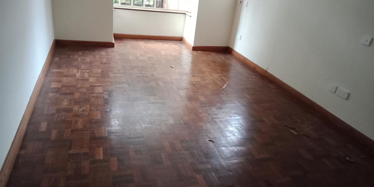 5 Bed Townhouse with En Suite in Lavington - 9