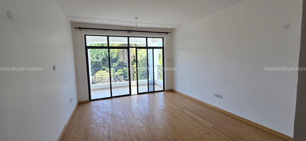 5 Bed Townhouse with En Suite at Off Convent Drive - 9