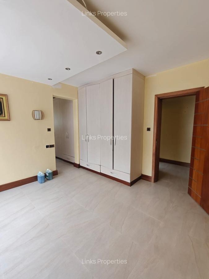 4 Bed Townhouse with En Suite at Karen - 12