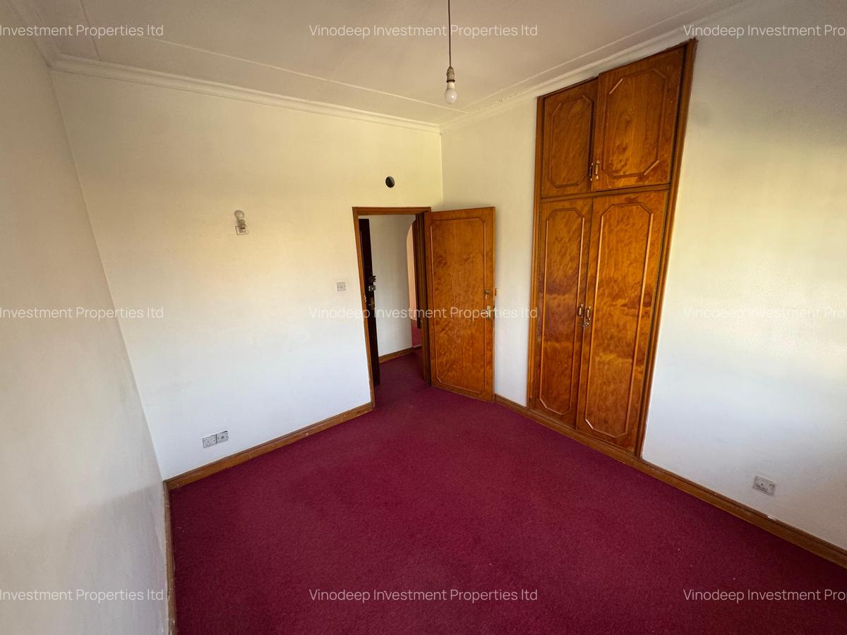 900 ft² Commercial Property with Service Charge Included at Old Waiyaki Way - 3