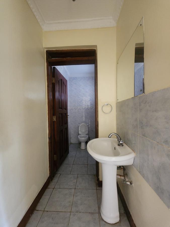 3 Bed Townhouse with En Suite in Lavington - 11