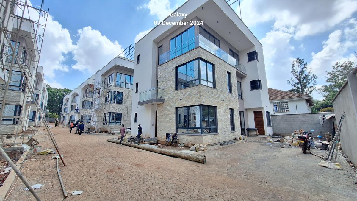 4 Bed Townhouse with En Suite at Near Lavington Mall - 1