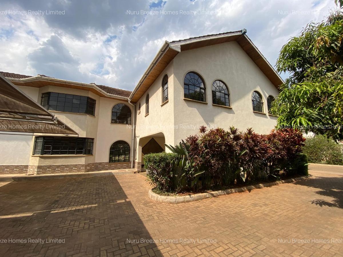 5 Bed Townhouse with En Suite in Nyari - 11