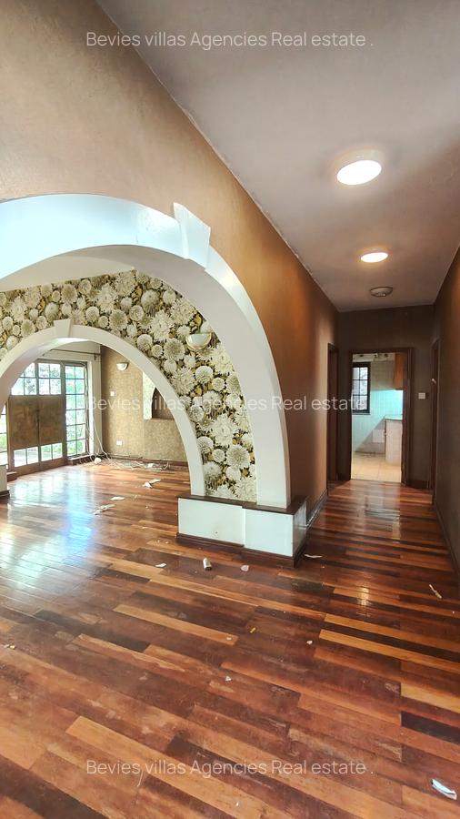 4 Bed Townhouse with En Suite at General Mathenge - 3