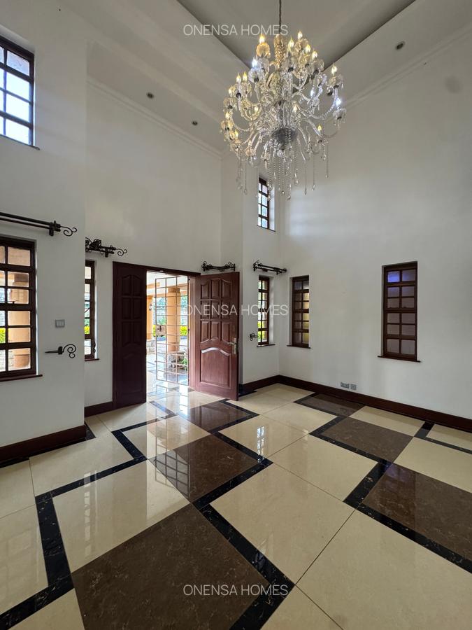 5 Bed House with En Suite in Runda - 13